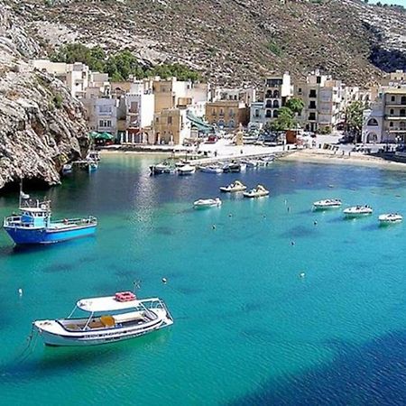 Seafront Penthouse With Terrace In Xlendi, Gozo Apartment ภายนอก รูปภาพ